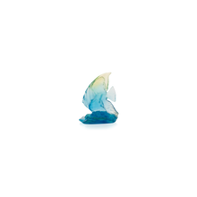 Load image into Gallery viewer, Maya Small Platax Fish