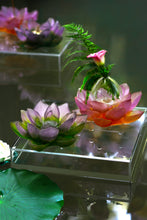 Load image into Gallery viewer, Green Pink Decorative Flower - Jardin de Lotus